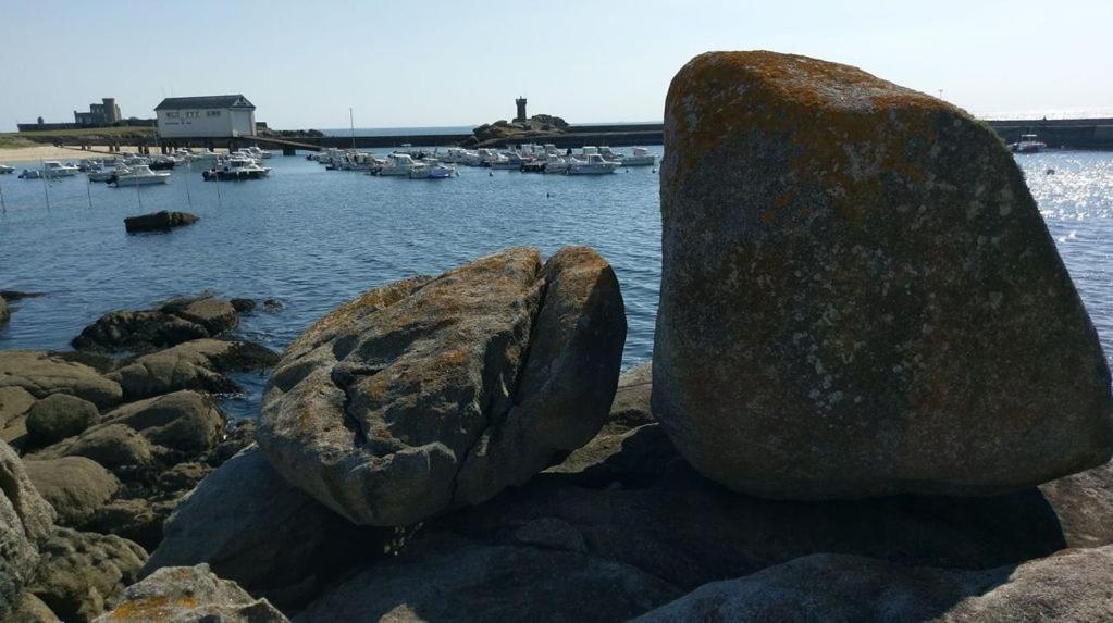 A Moins De 100 Metres De La Mer A La Pointe De Trevignon Трегюнк Экстерьер фото
